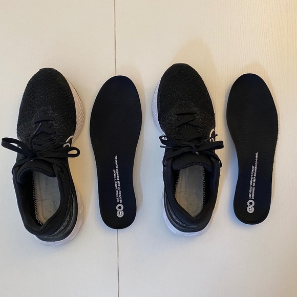 Nike React Infinity Flyknit 3 Black and White Size 11 main image 9